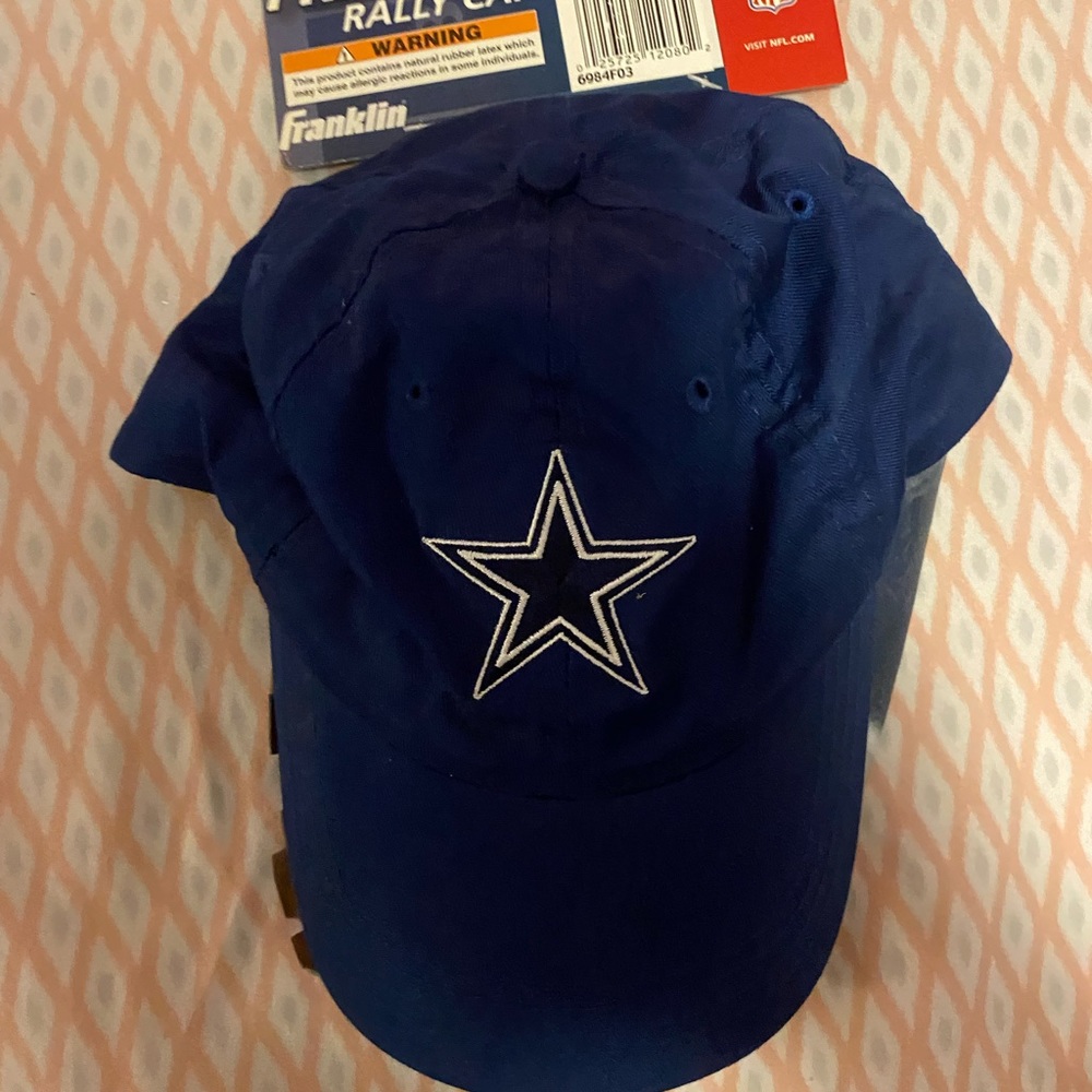 NFL fan rally hat and mask cowboys